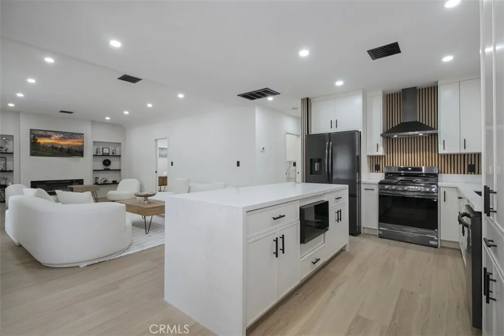 4177 Fair, North Hollywood, California 91602 home-pic-9