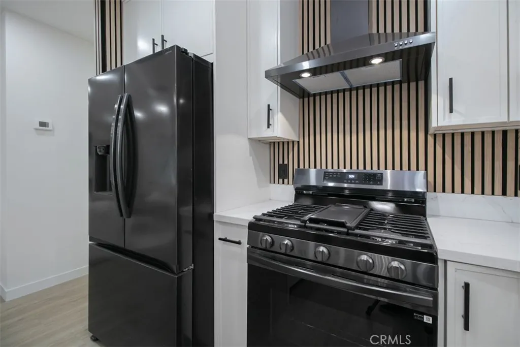 4177 Fair, North Hollywood, California 91602 home-pic-12