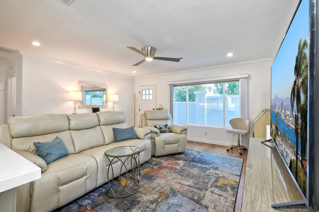 1221 4th St, Coronado, California 92118 home-pic-7