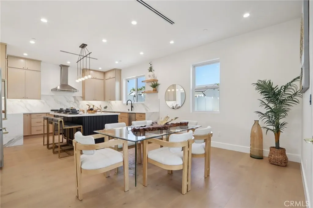 14929 Vose Street, Van Nuys, California 91405 home-pic-10