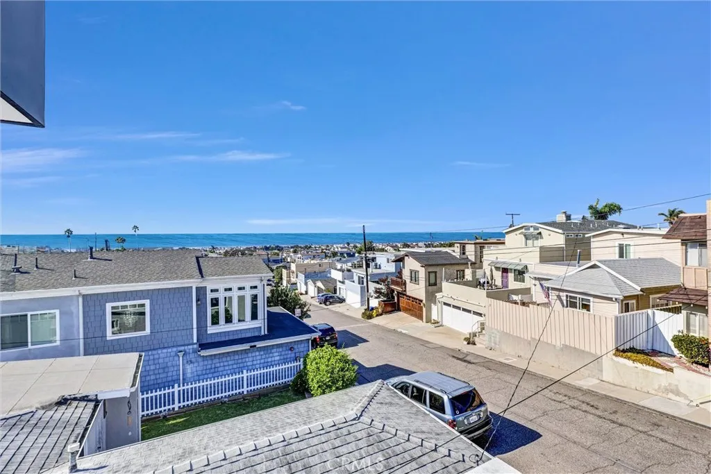 1210 1st Place, Hermosa Beach, California 90254 home-pic-1