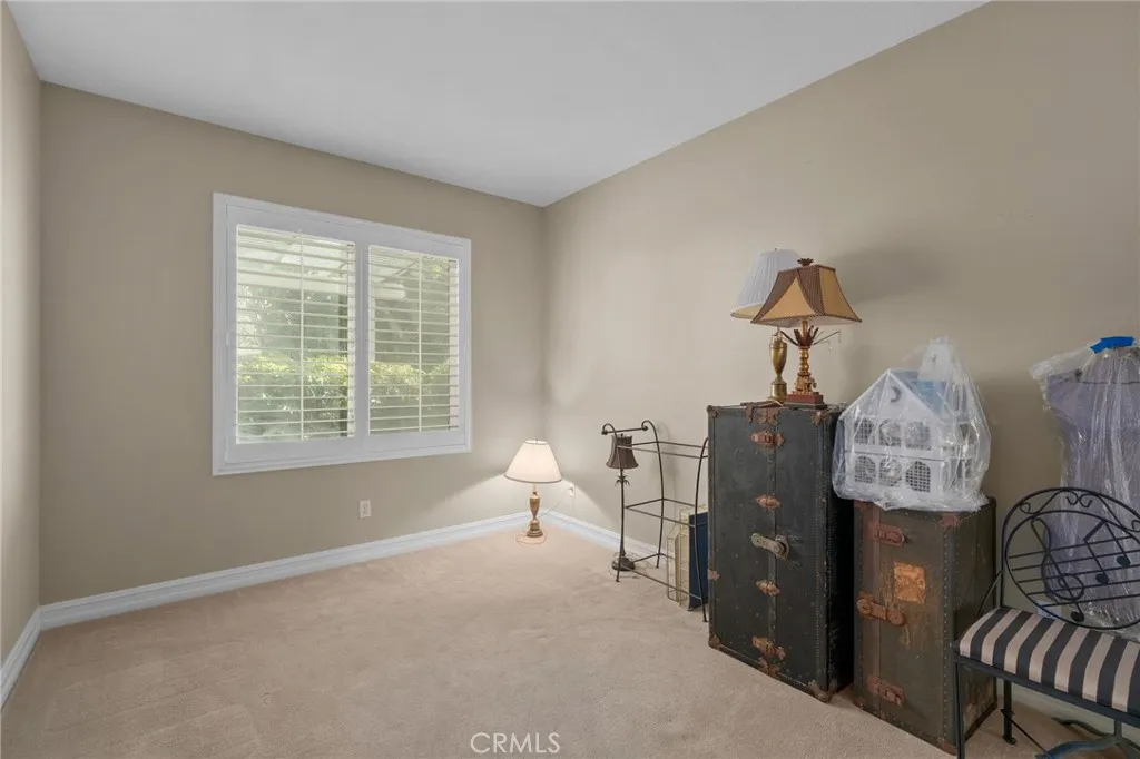 13879 Fair Meadows Court, Eastvale, California 92880 home-pic-9