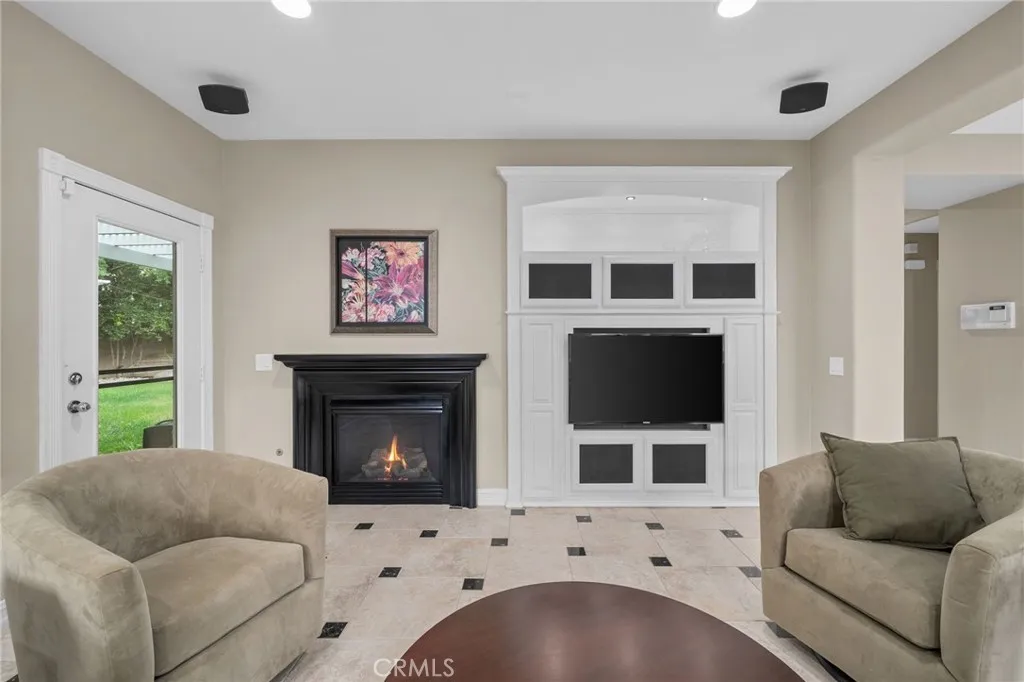 13879 Fair Meadows Court, Eastvale, California 92880 home-pic-18