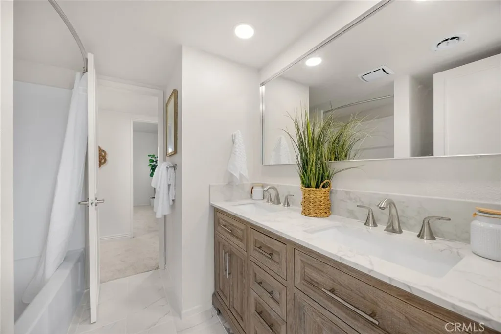 6437 Pheasant Circle, Buena Park, California 90620 home-pic-23