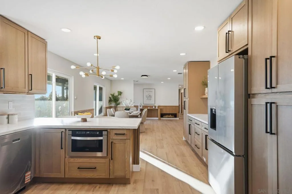 4177 Conrad Dr, Spring Valley, California 91977 home-pic-16