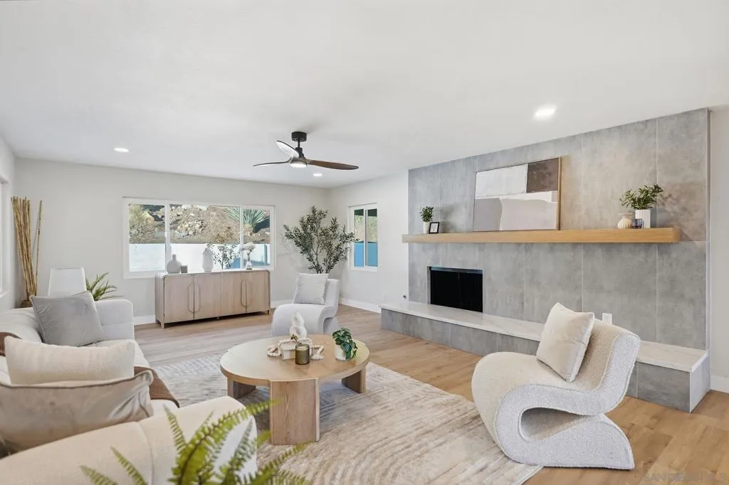4177 Conrad Dr, Spring Valley, California 91977 home-pic-3