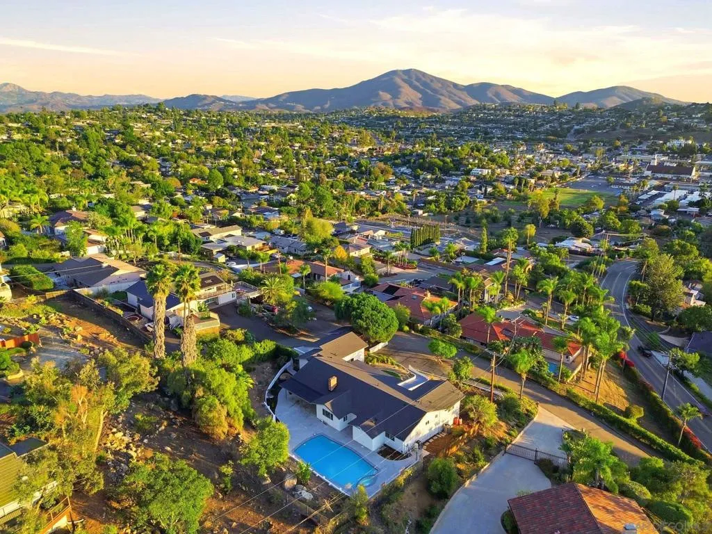 4177 Conrad Dr, Spring Valley, California 91977 home-pic-56