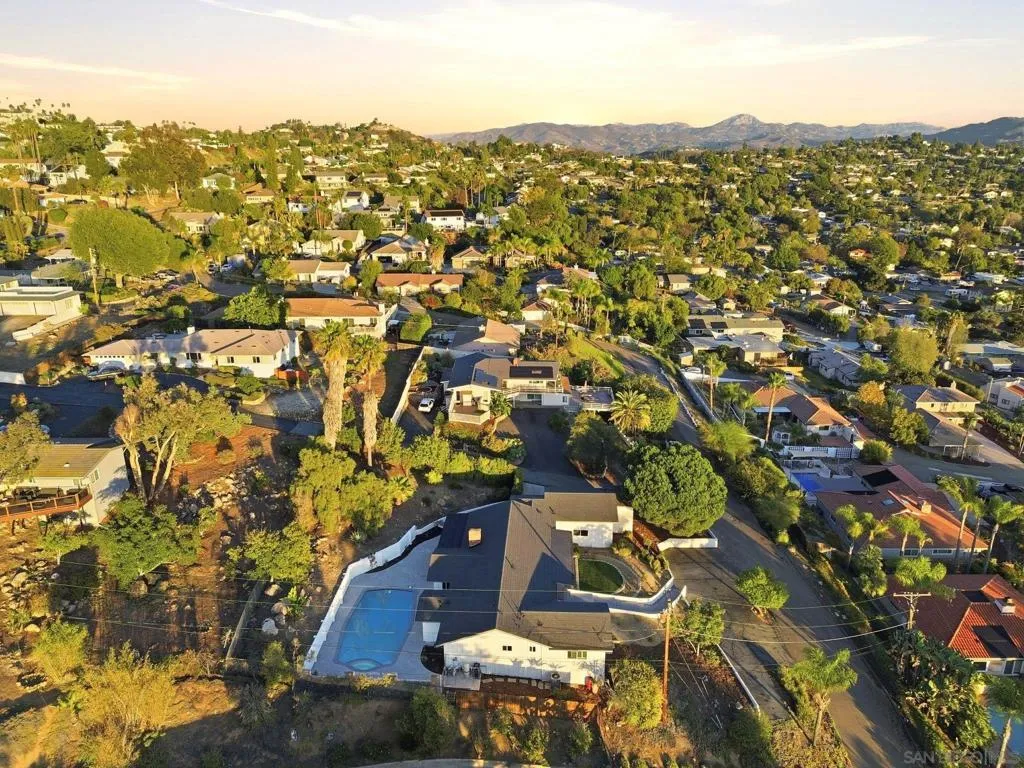 4177 Conrad Dr, Spring Valley, California 91977 home-pic-57