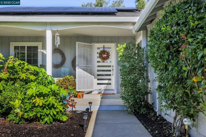 473 Edna Ct, Benicia, California 94510-2617