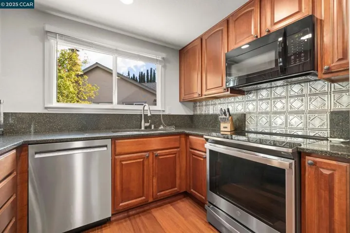 473 Edna Ct, Benicia, California 94510-2617