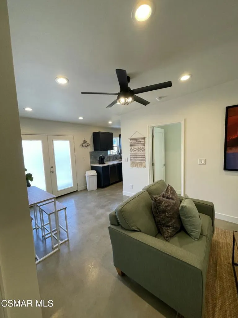 39 W Simpson Street, Ventura, California 93001 home-pic-22