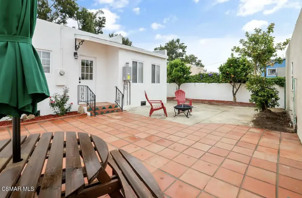 39 W Simpson Street, Ventura, California 93001 home-pic-11
