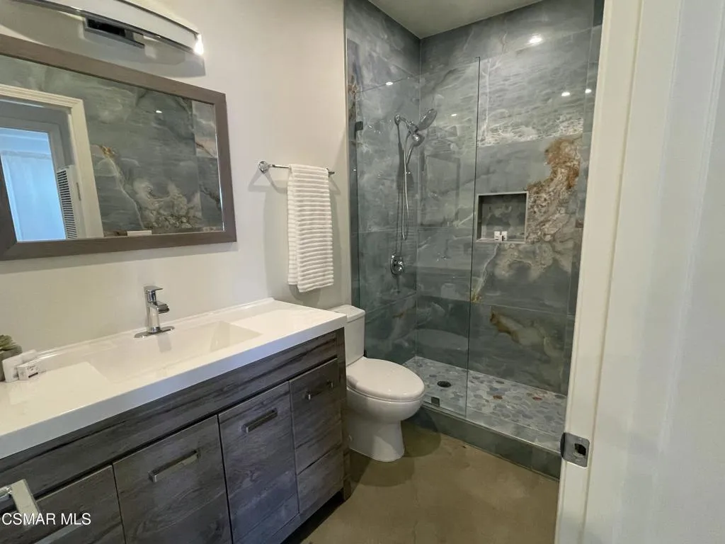 39 W Simpson Street, Ventura, California 93001 home-pic-29