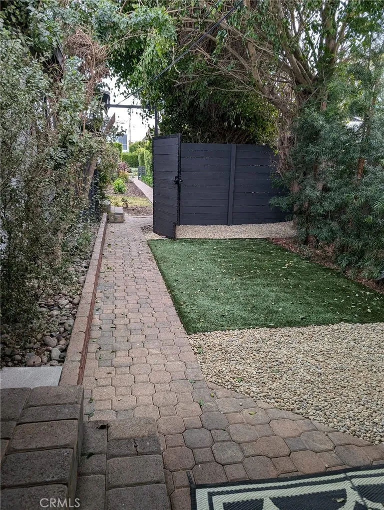 1339 Appleton Way, Venice, California 90291 home-pic-18