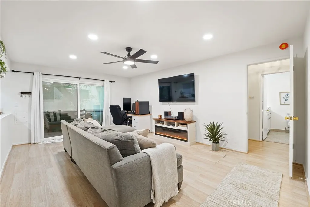 5000 S Centinela 101, Los Angeles, California 90066 home-pic-6