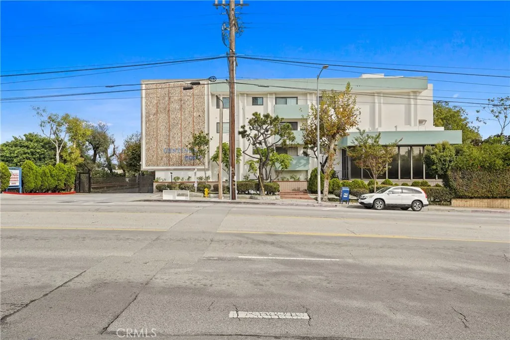 5000 S Centinela 101, Los Angeles, California 90066 home-pic-16
