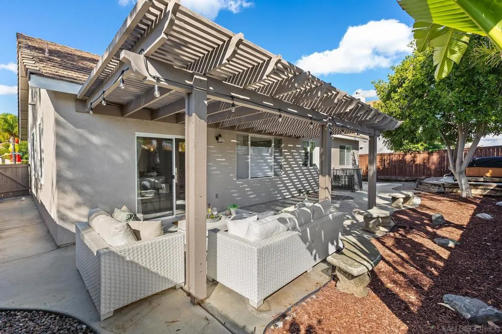 33451 Victoria Ct, Temecula, California 92592 home-pic-29