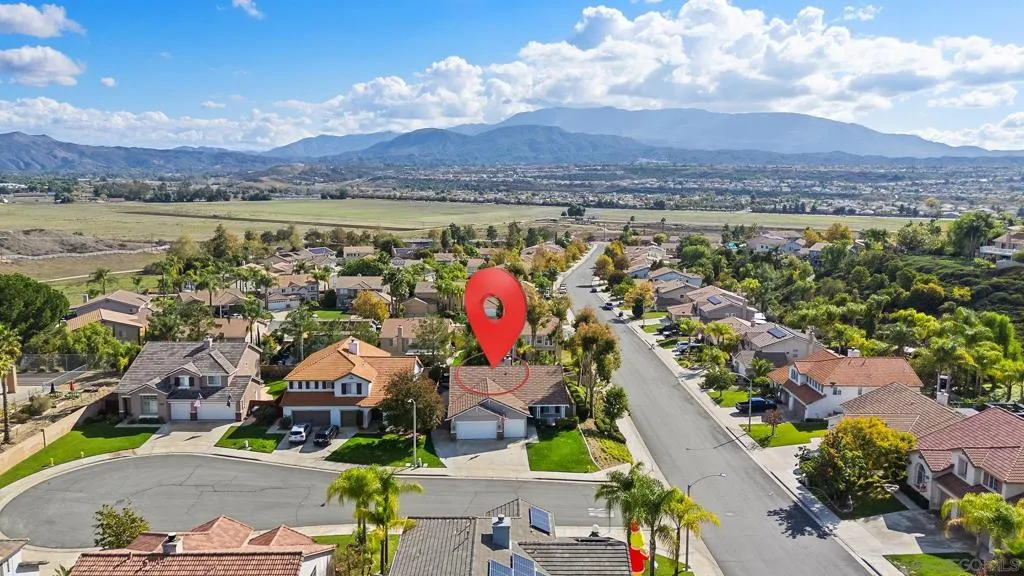 33451 Victoria Ct, Temecula, California 92592 home-pic-34