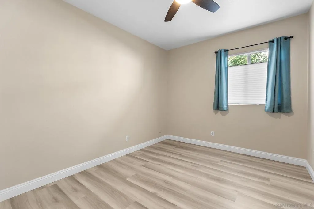 33451 Victoria Ct, Temecula, California 92592 home-pic-26