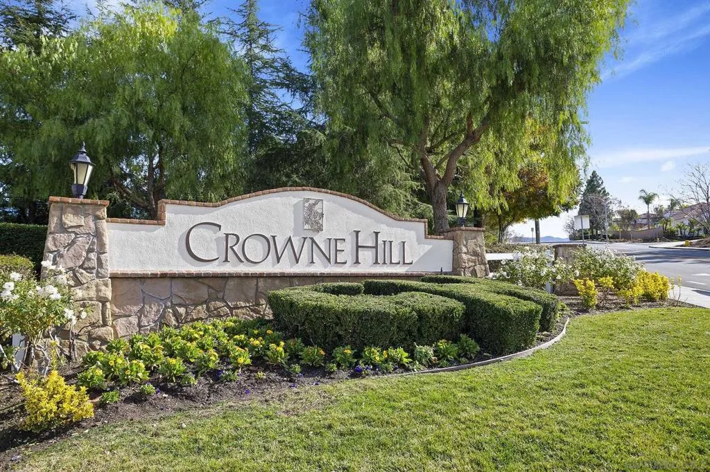 33451 Victoria Ct, Temecula, California 92592 home-pic-1