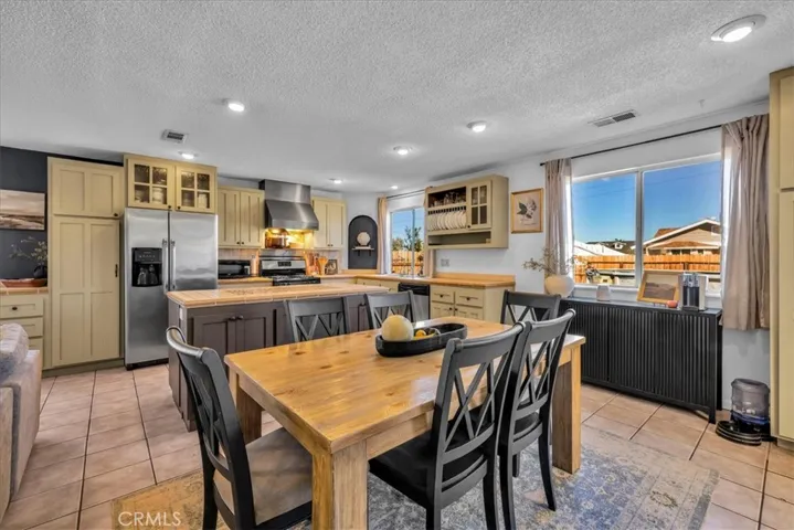 7429 Maude Adams, 29 Palms, California 92277