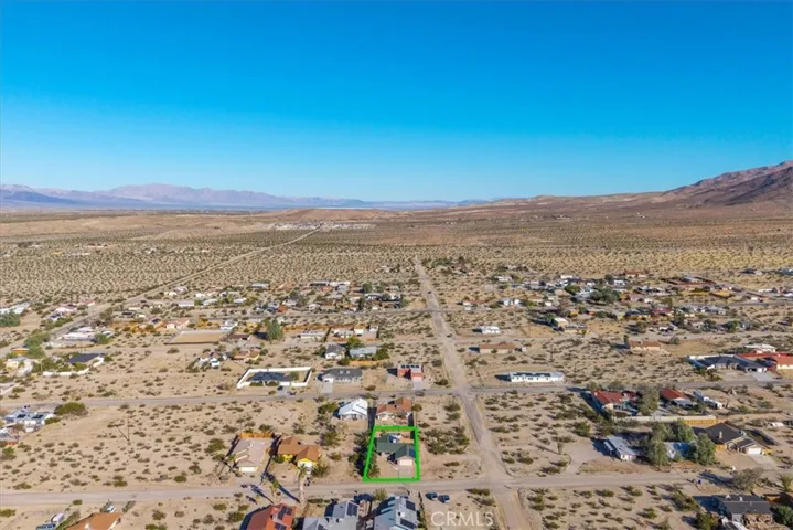 7429 Maude Adams, 29 Palms, California 92277