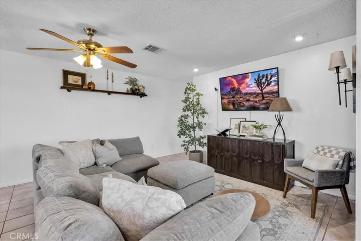 7429 Maude Adams, 29 Palms, California 92277