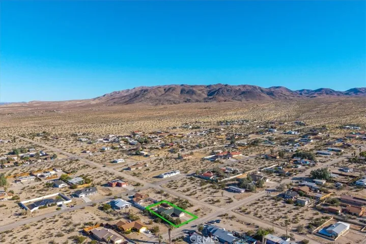 7429 Maude Adams, 29 Palms, California 92277