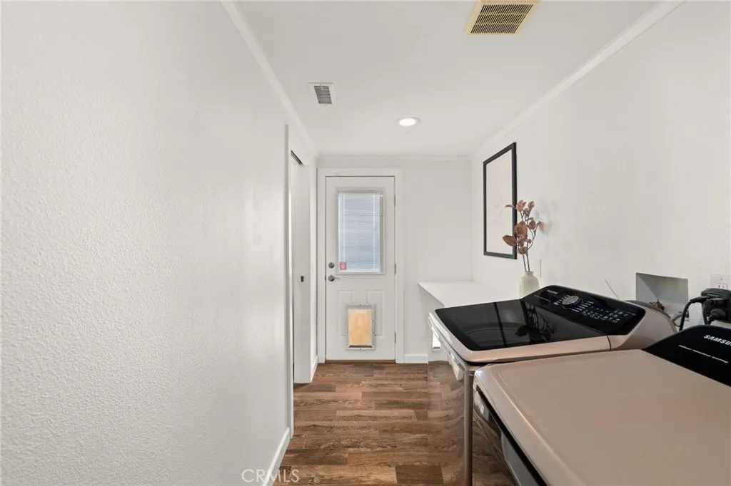 736 Apache Trail, Riverside, California 92507 home-pic-23