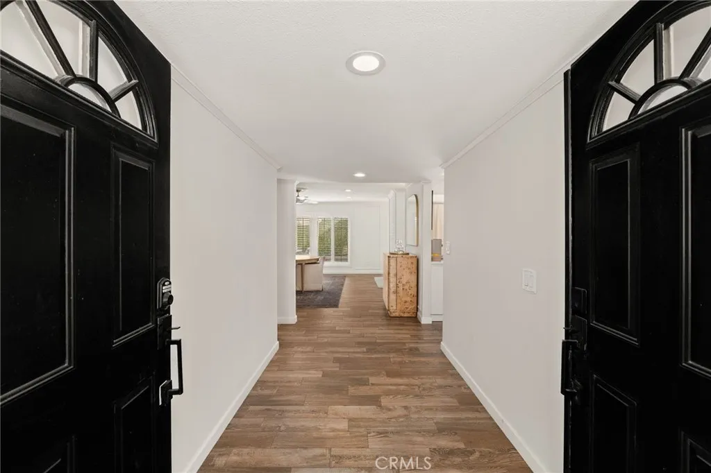 736 Apache Trail, Riverside, California 92507 home-pic-7
