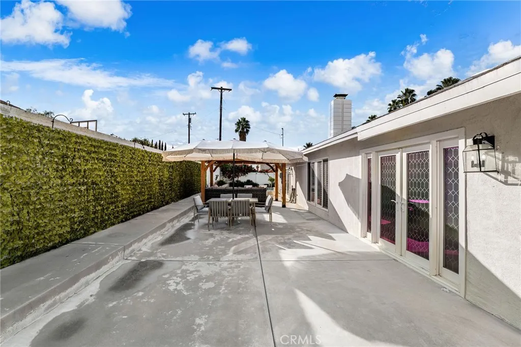 736 Apache Trail, Riverside, California 92507 home-pic-29