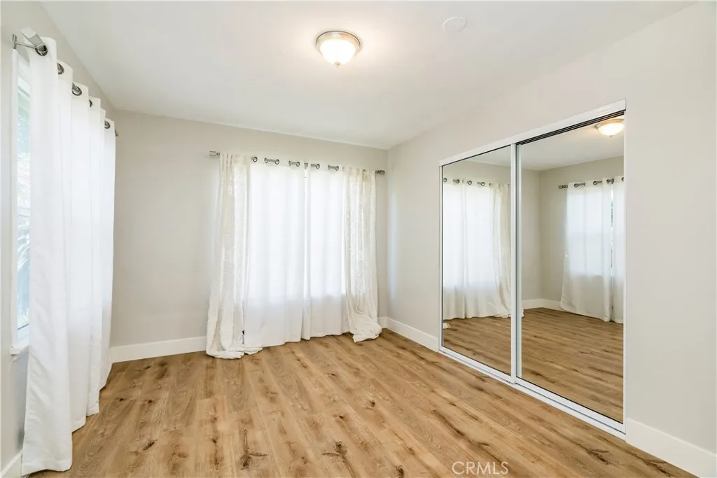 6714 Amigo, Reseda, California 91335 home-pic-16