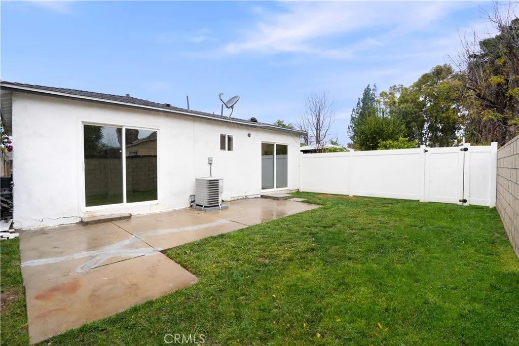 6714 Amigo, Reseda, California 91335 home-pic-20