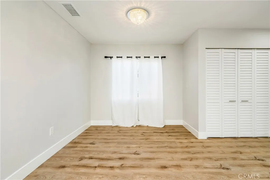 6714 Amigo, Reseda, California 91335 home-pic-12