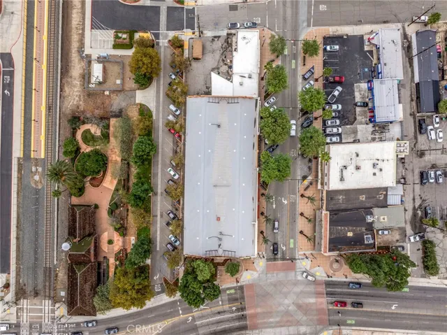 318 S D, Perris, California 92570