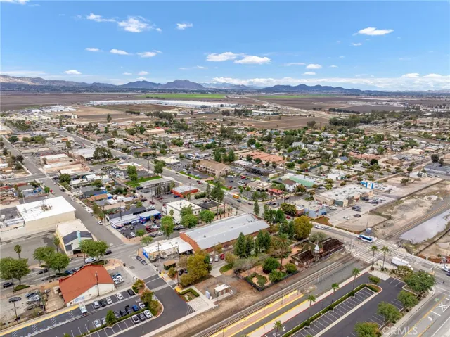 318 S D, Perris, California 92570
