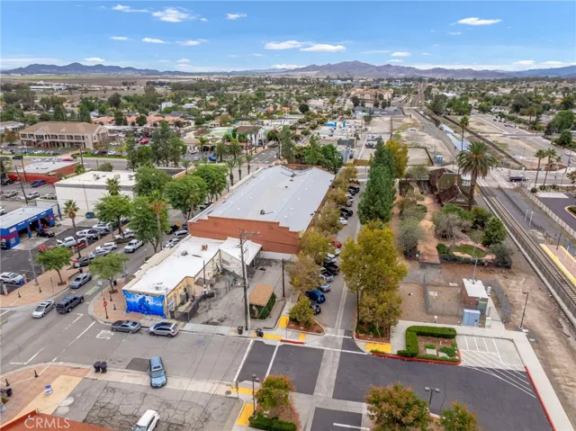 318 S D, Perris, California 92570