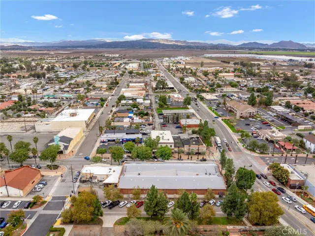 318 S D, Perris, California 92570