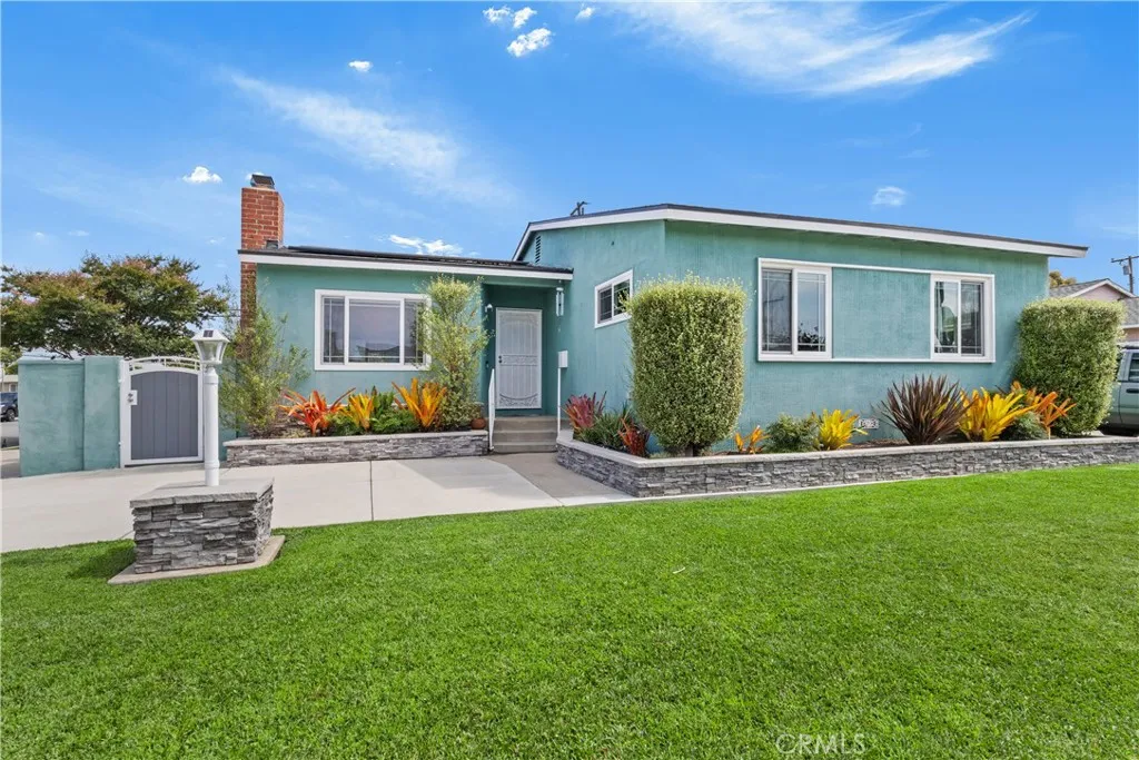 6103 Wolfe St, Lakewood, California 90713 home-pic-0