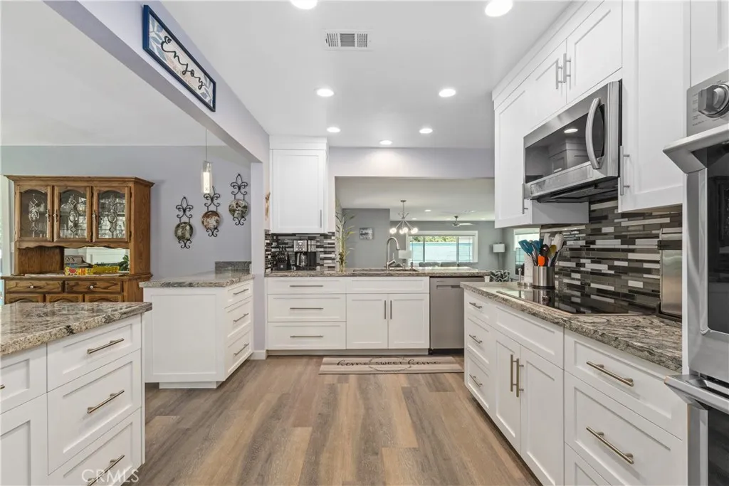 6103 Wolfe St, Lakewood, California 90713 home-pic-9