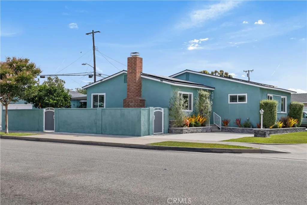6103 Wolfe St, Lakewood, California 90713 home-pic-4