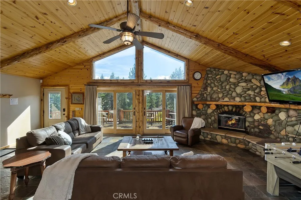340 Stoney Creek, Big Bear Lake, California 92315 home-pic-15