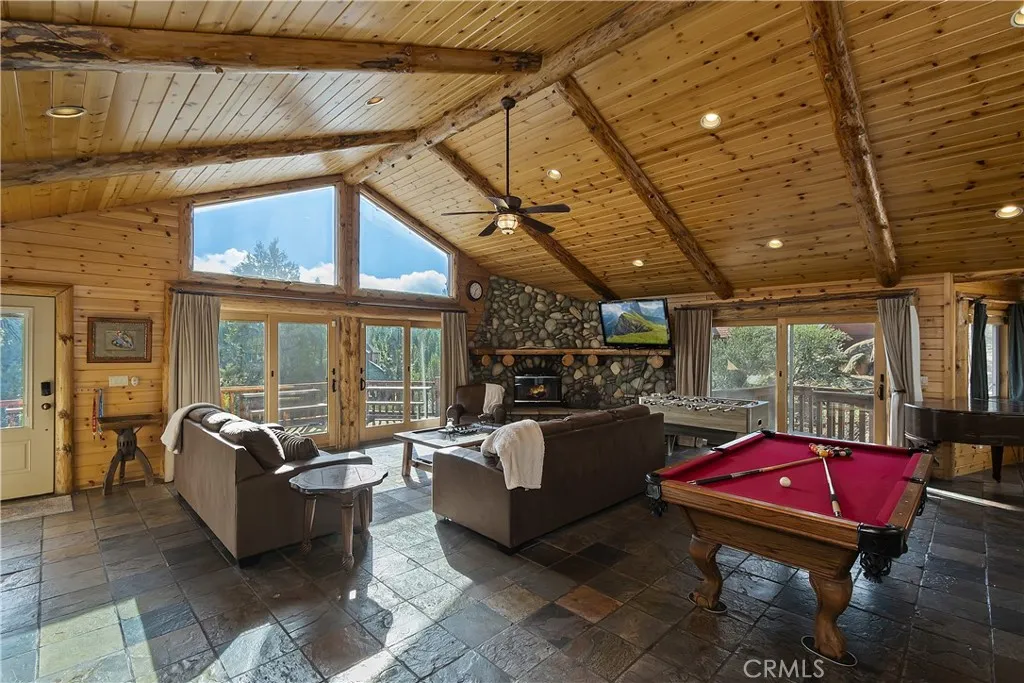 340 Stoney Creek, Big Bear Lake, California 92315 home-pic-11