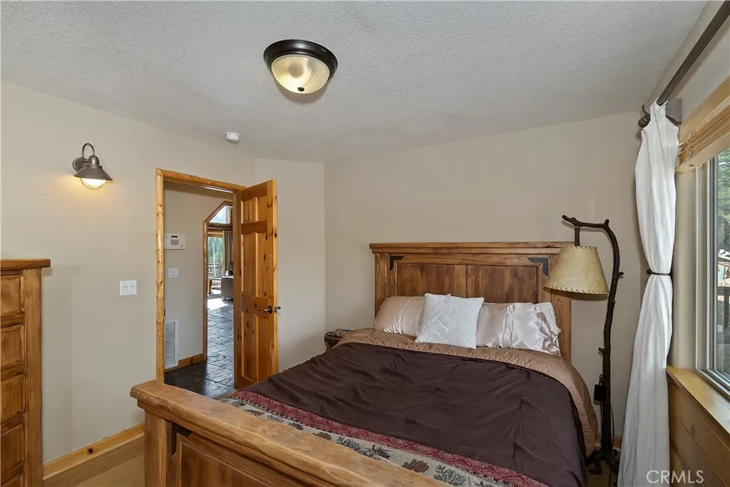 340 Stoney Creek, Big Bear Lake, California 92315 home-pic-29