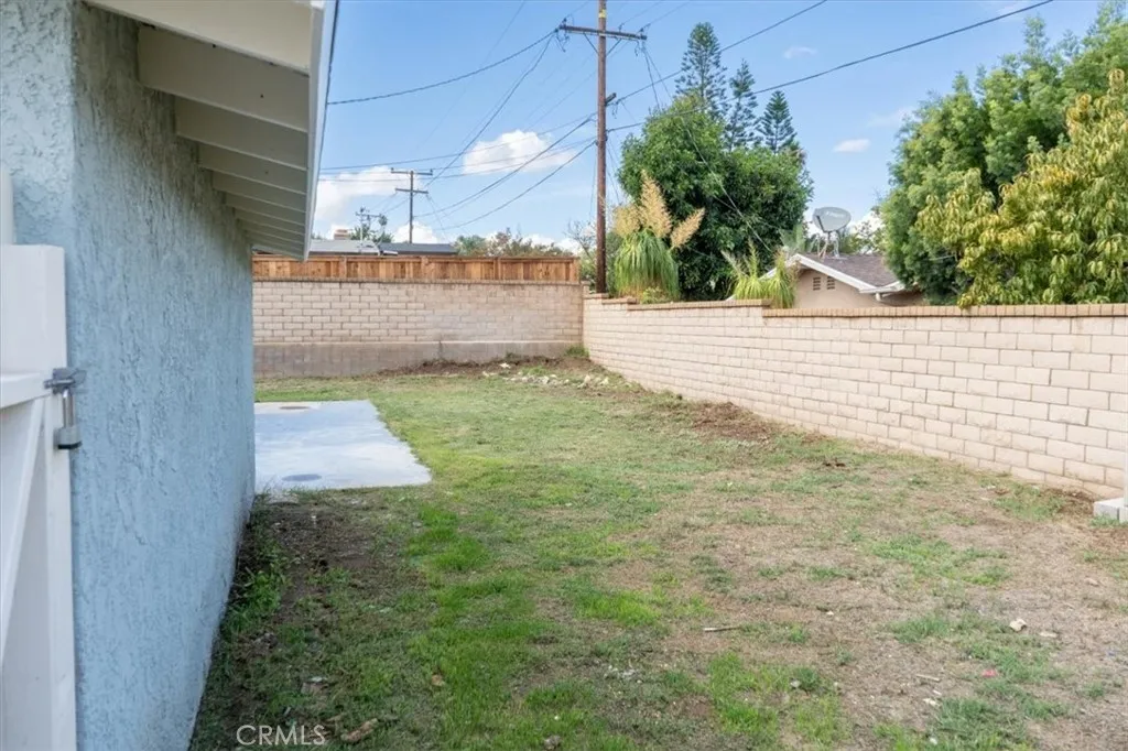 6355 Jade, Jurupa Valley, California 92509 home-pic-18