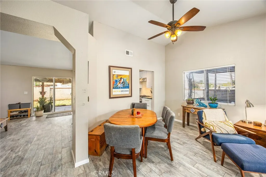 2201 Canyon, Colton, California 92324 home-pic-10