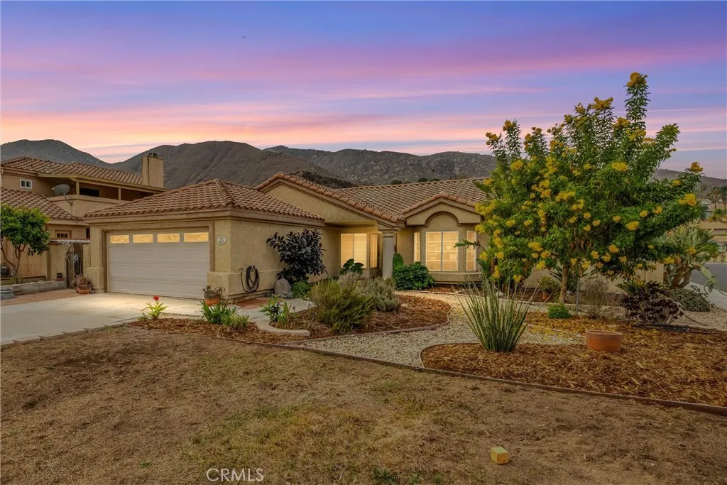 2201 Canyon, Colton, California 92324 home-pic-0