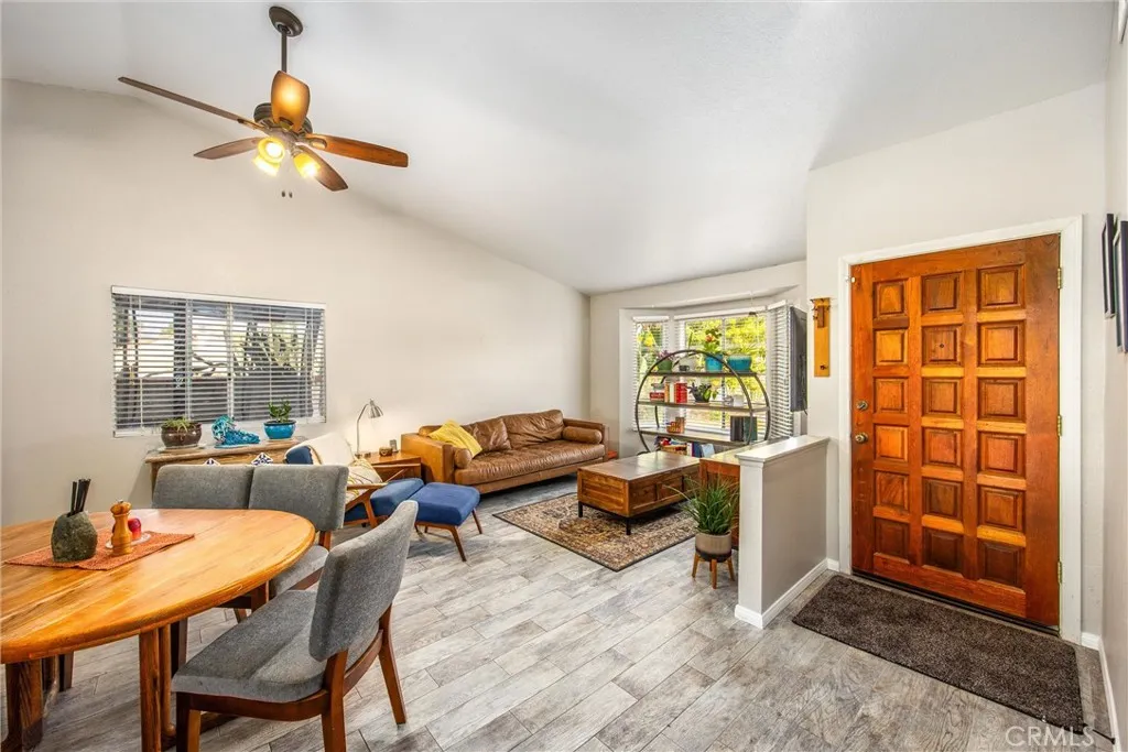 2201 Canyon, Colton, California 92324 home-pic-11