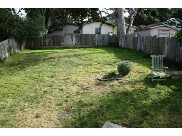1113 Presidio Boulevard, Pacific Grove, California 93950