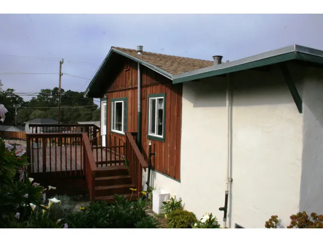 1113 Presidio Boulevard, Pacific Grove, California 93950